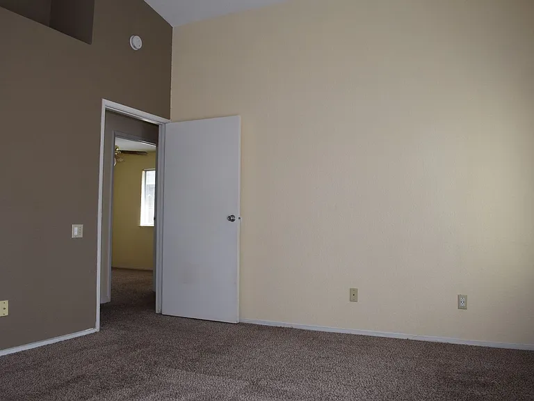 1317 Rice Ln — Photo 12