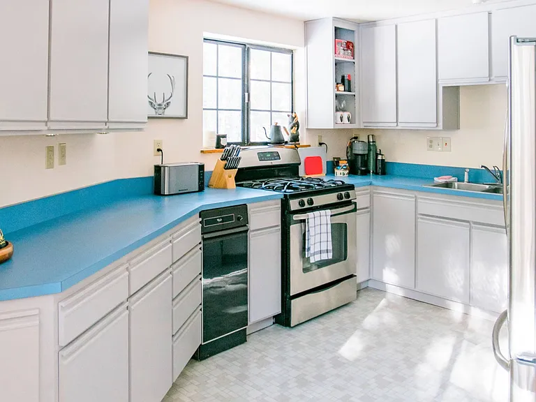 1434 Skyline Dr — Photo 4