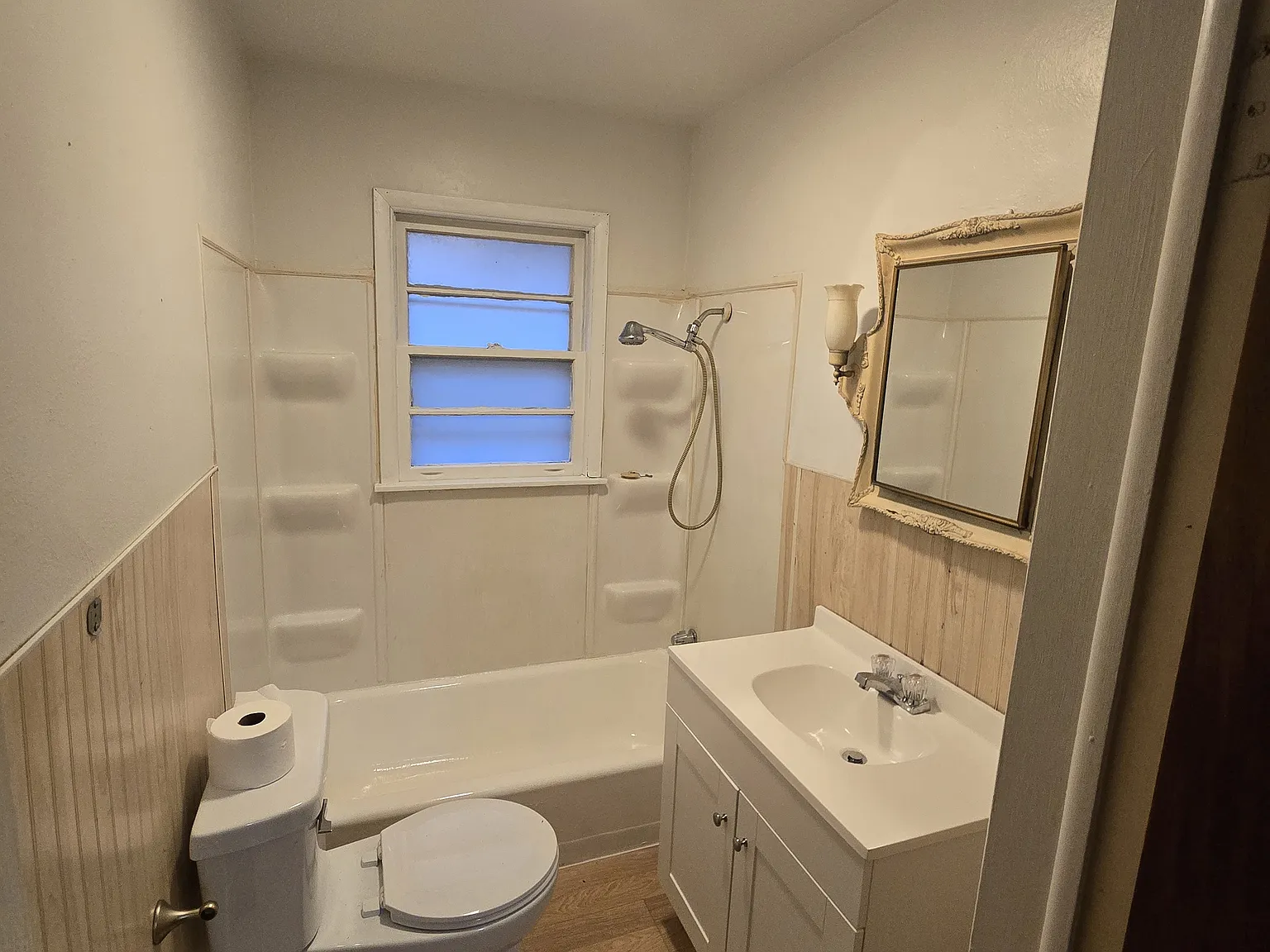 2 bed, 932 sqft, $1,150 — Photo 3