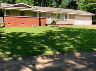 3133 Peterson Dr, Jackson, MS 39212