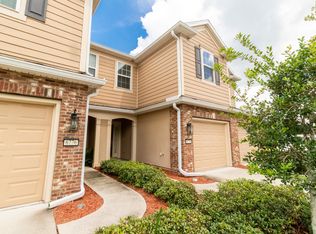 6774 Roundleaf Dr, Jacksonville, FL 32258
