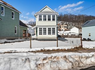 28 Coal St, Glen Lyon, PA