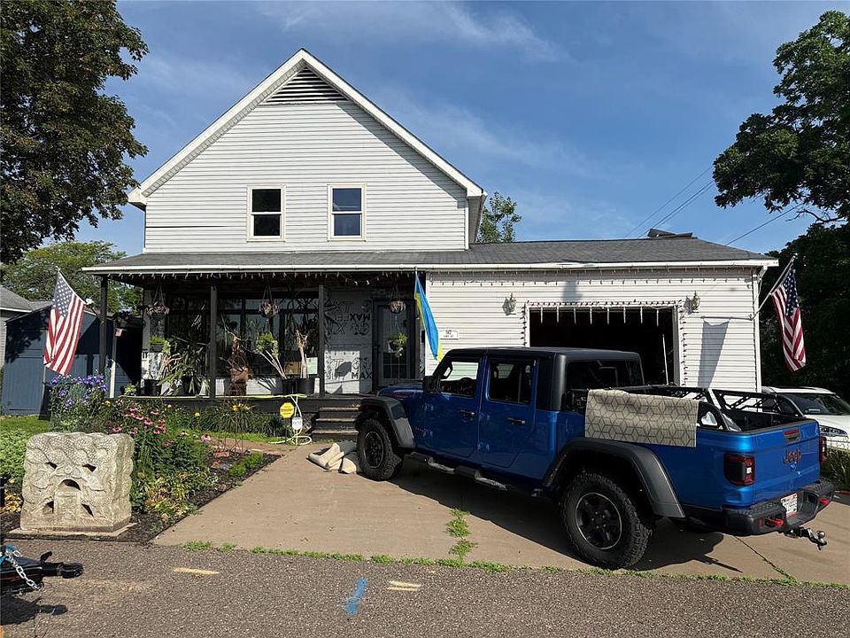 1st image of 142 Lake Street