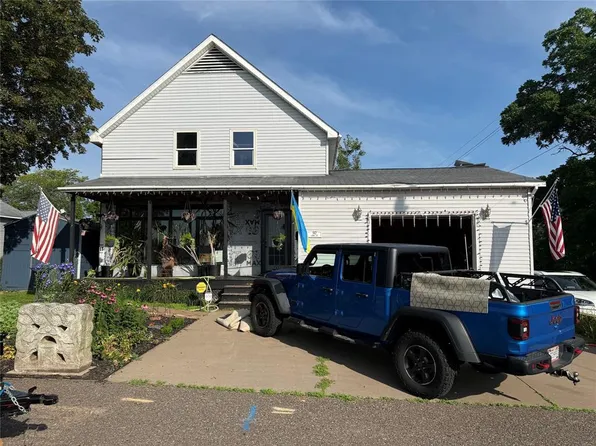 142 Lake St, Amery, WI 54001