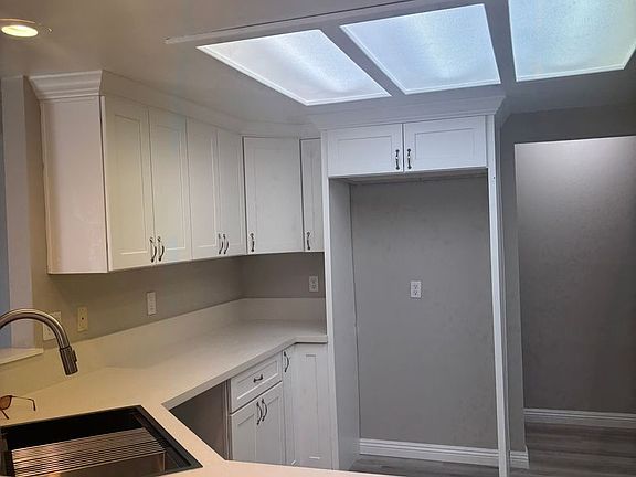 5th image of 26219 Corona Dr