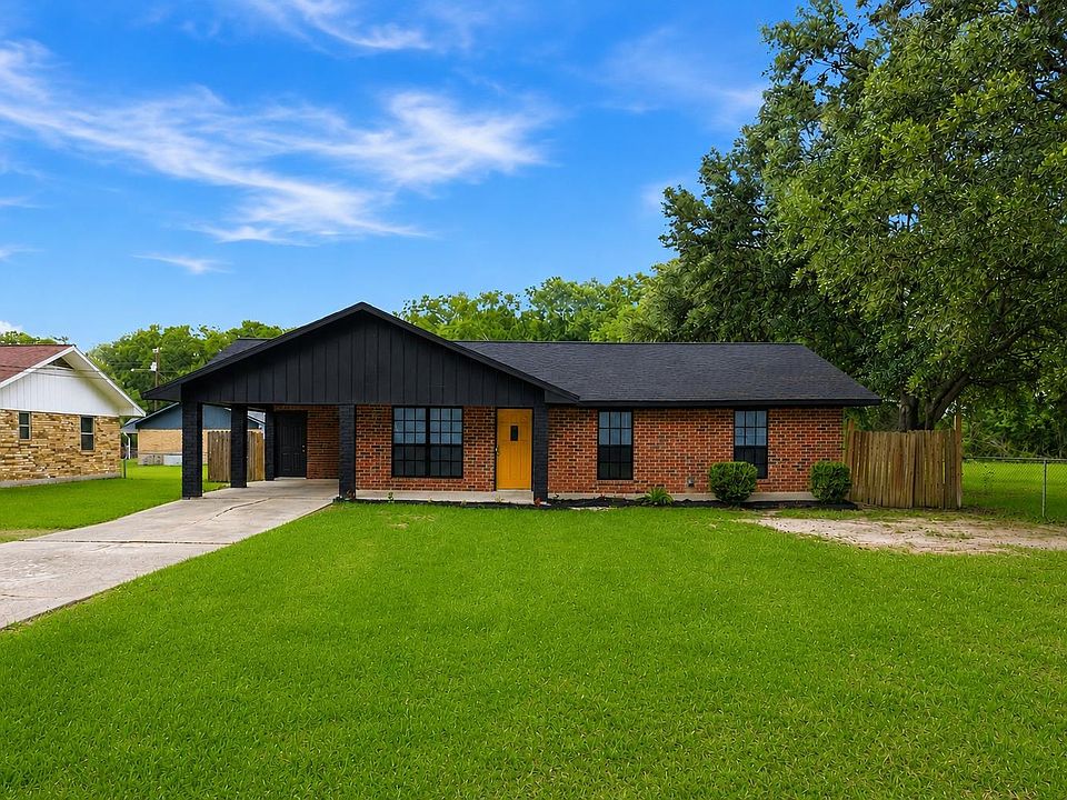 1st image of 1406 Guillory Ln