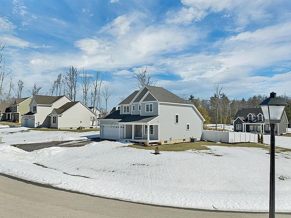 3rd image of 46 Bailey Drive