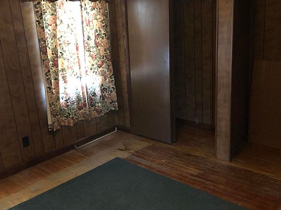 4th image of 803 Price St