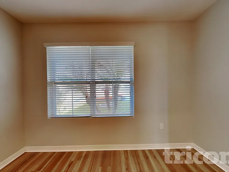 991 Summer Glen Dr — Photo 10