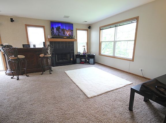 2nd image of 1365 Winfield Way #1365