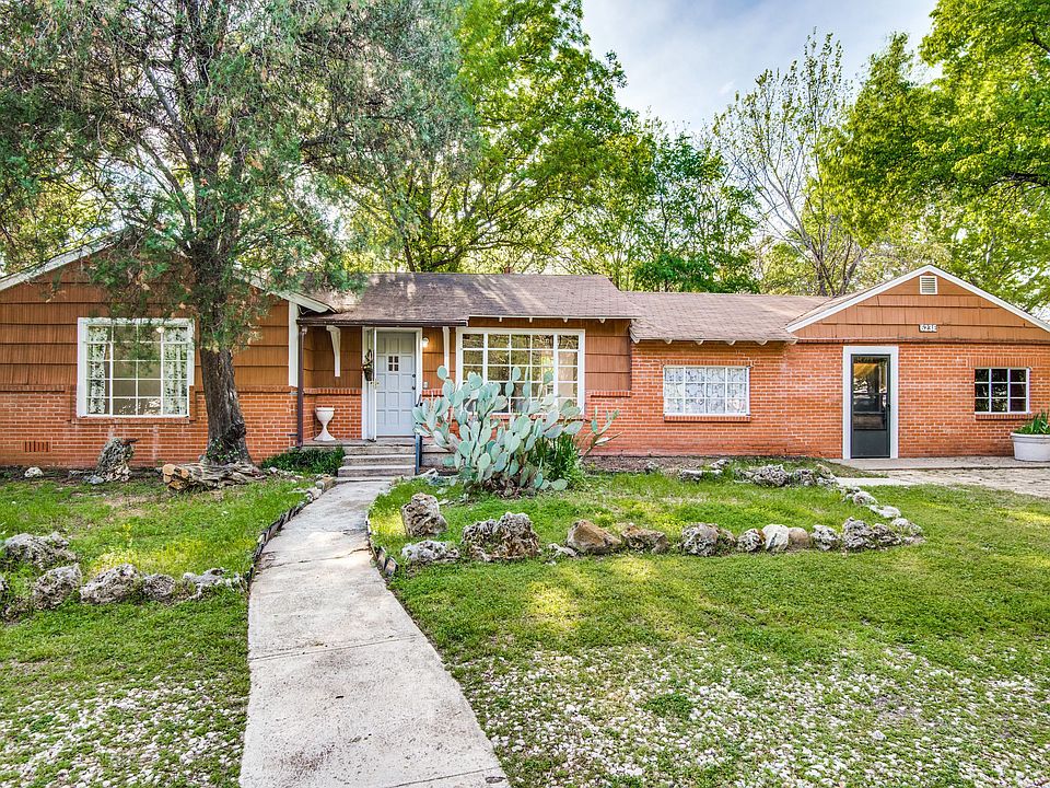 623-e-arawe-cir-irving-tx-High-Res-1.jpg