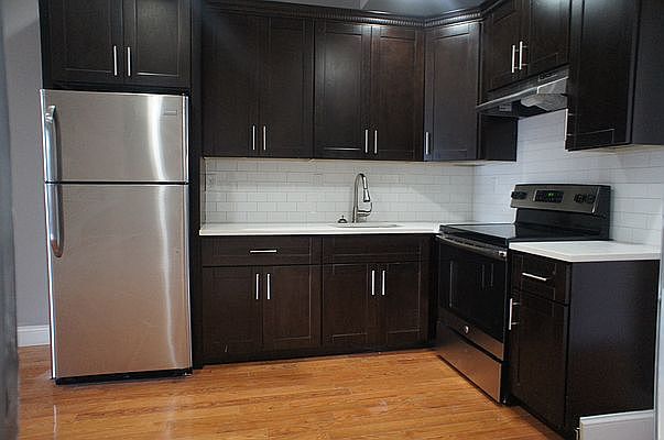 1st image of 3124 Jerome Ave #2