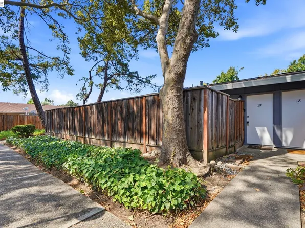 2600 Jones Rd APT 19, Walnut Creek, CA 94597