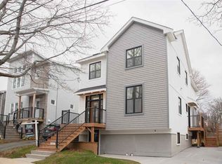 6458 Cloverdale Rd, Halifax, NS B3L2N7