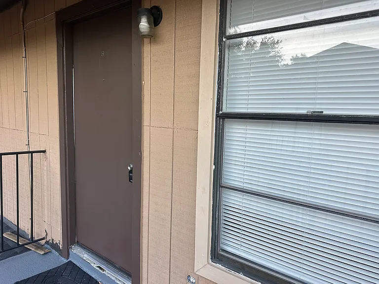 8426 Camden St #8428C — Photo 7