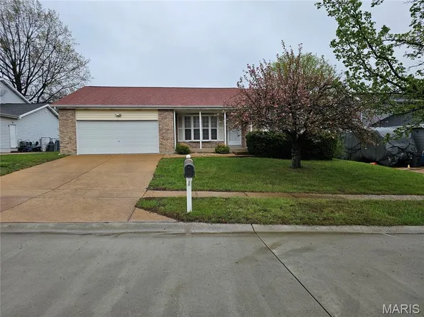 1522 Berry Ct, Arnold, MO 63010