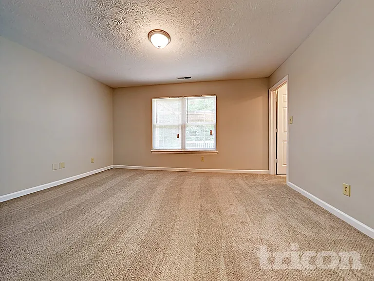 5531 Orth Ct — Photo 7