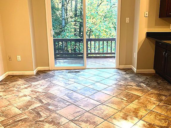 3rd image of 5950 Bent Willow Dr