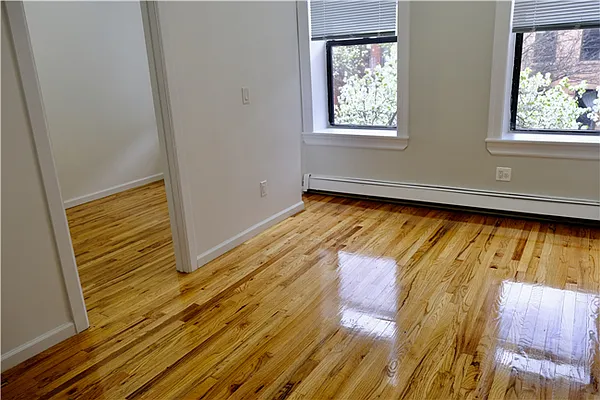 Rented by 18 REALTY | media 39