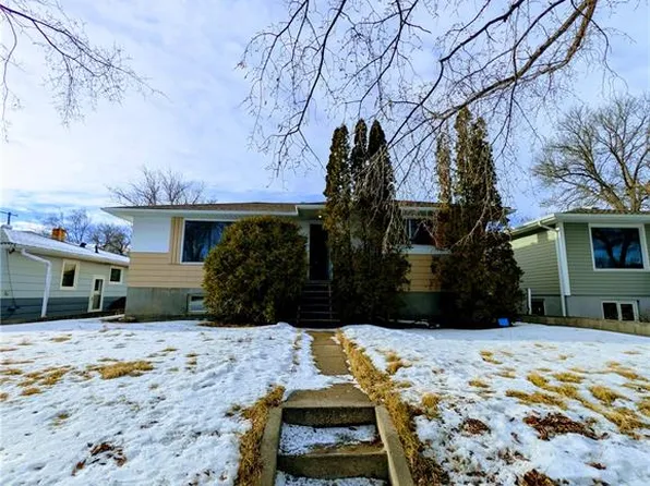 448 6th AVENUE NW, Swift Current, SK S9H 0Y3