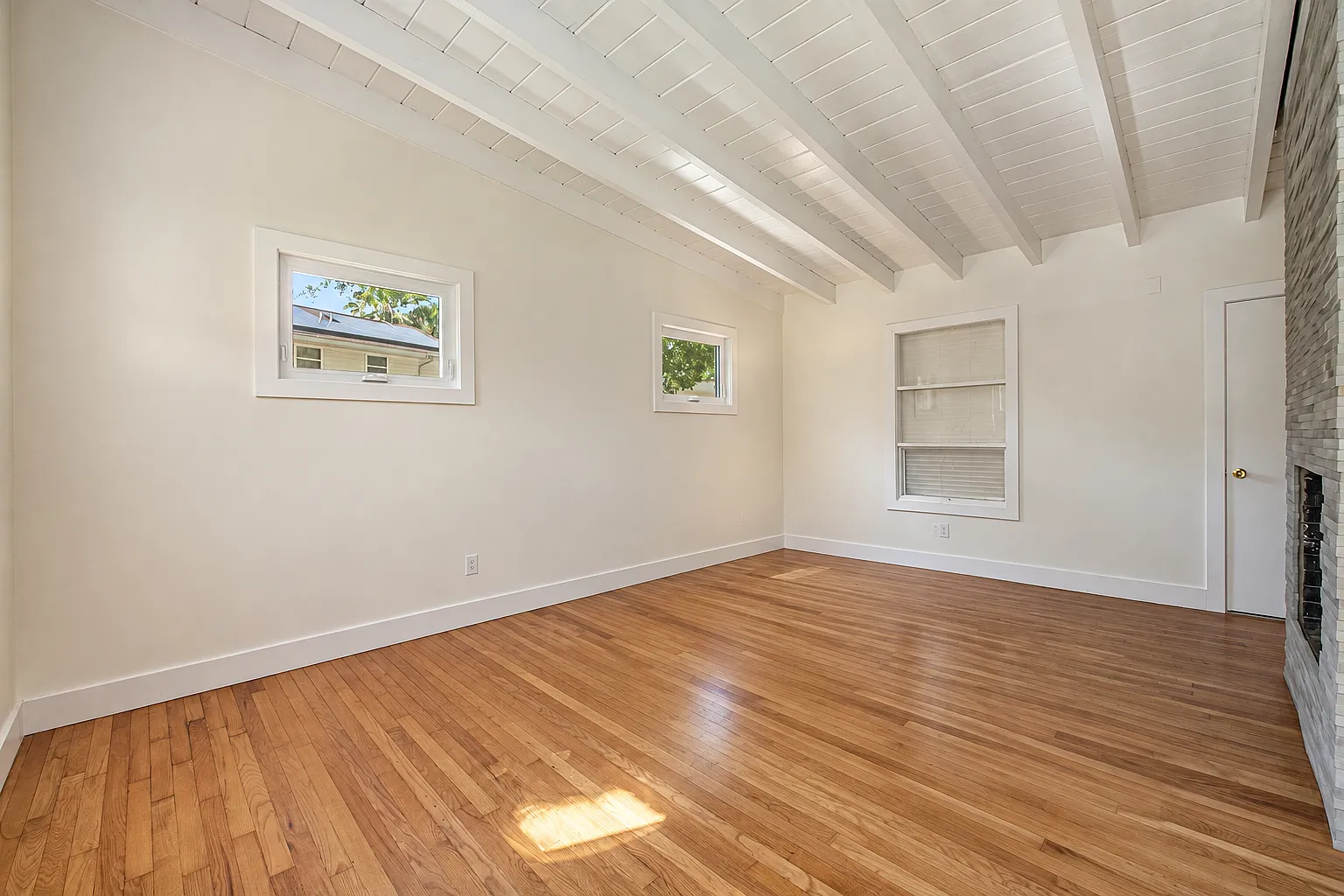 3 bed, 1568 sqft, $3,250 — Photo 4