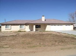 14188 Lakota Rd, Apple Valley, CA 92307
