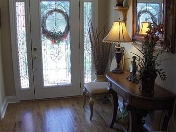 4th image of 130 Hidden Lakes Dr