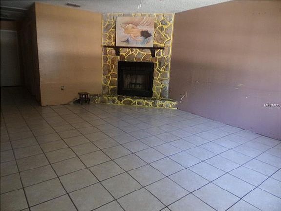 2nd image of 1347 Fairway Dr