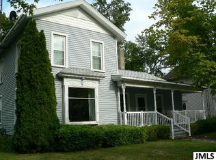 117 N Main St, Leslie, MI 49251