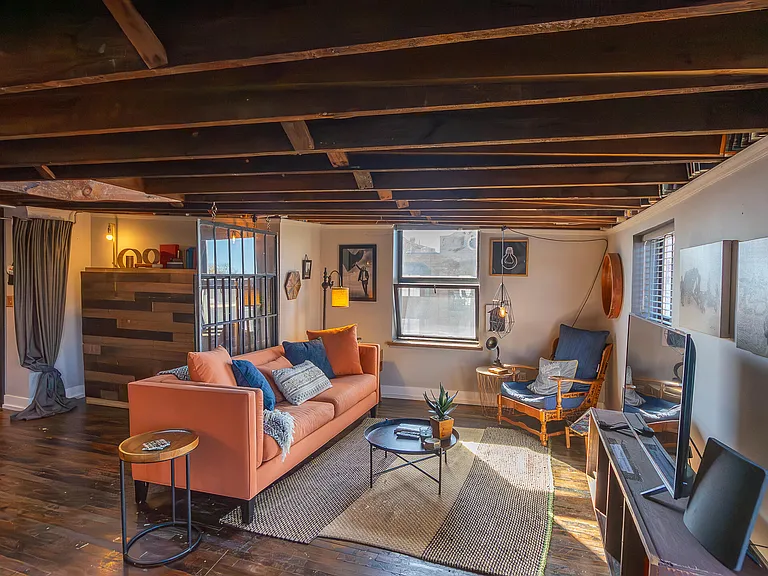 104 W Main St #304 — Photo 11
