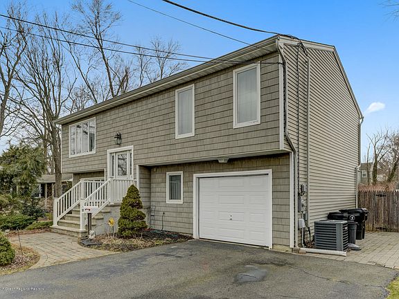 2nd image of 22 Leonard Ave