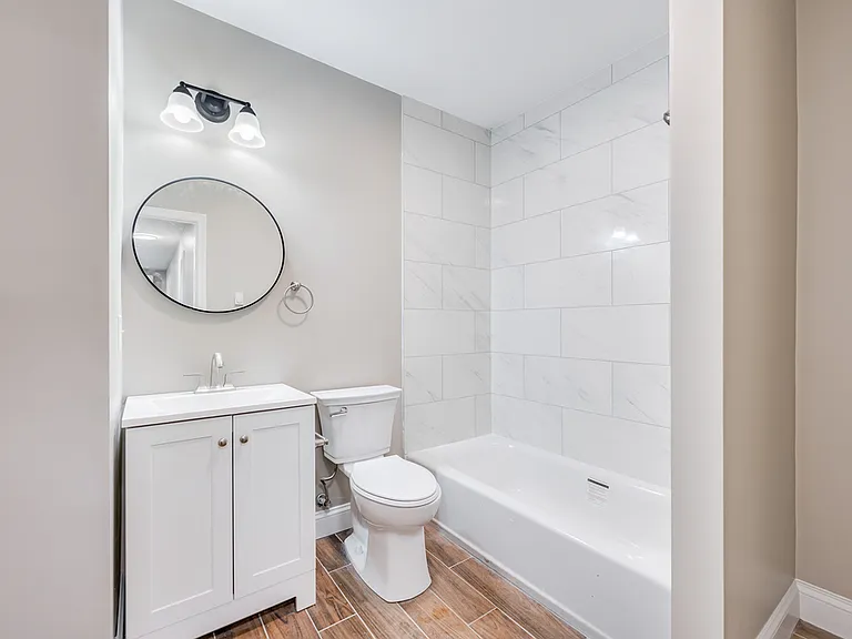 25 Buckley St #1L — Photo 9