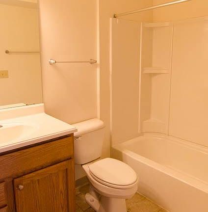 4th image of 100 E 13th Ave APT F