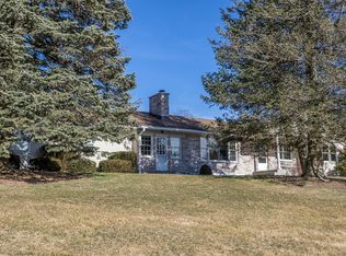 142 Southbury Rd, Roxbury, CT 06783