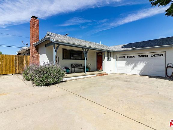 2nd image of 7915 Cozycroft Ave