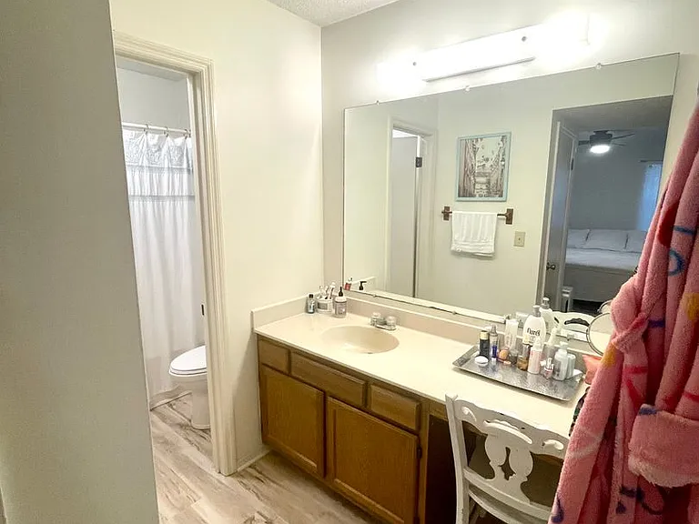1054 Anna Knapp Blvd #1D — Photo 13