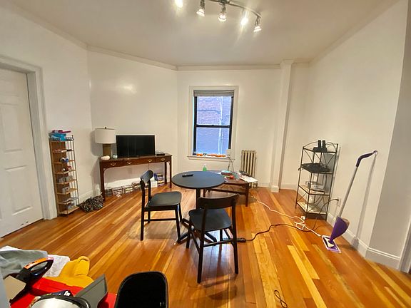 2nd image of 231 Harvard Ave APT 3A
