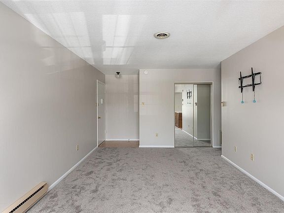 3rd image of 1726 Herault Pl APT H