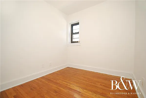 Rented by Buchbinder & Warren | media 22