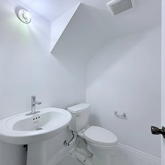610 N Talbot Rd — Photo 8
