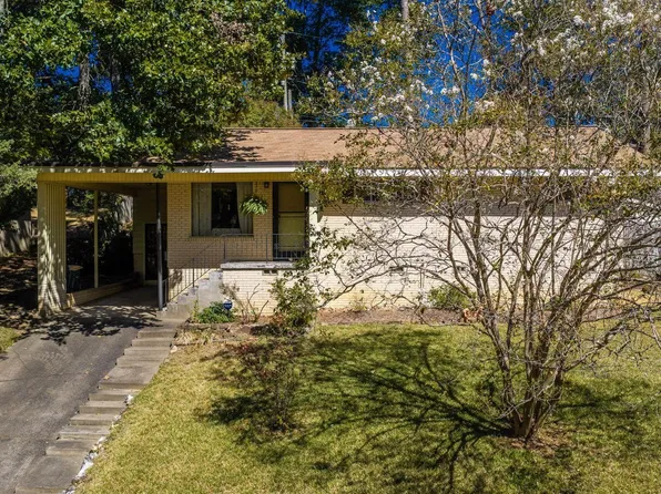 18 Belmont Dr, Little Rock, AR 72204