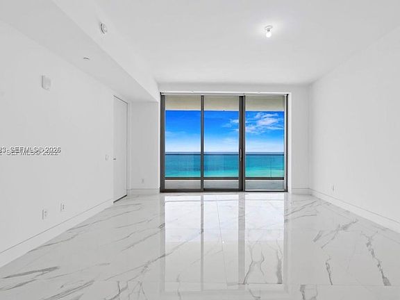5th image of 18975 Collins Ave #1001
