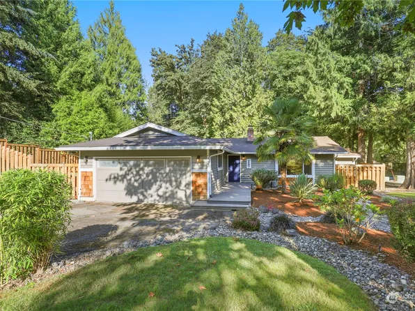 242 Hemlock Drive NW, Gig Harbor, WA 98335