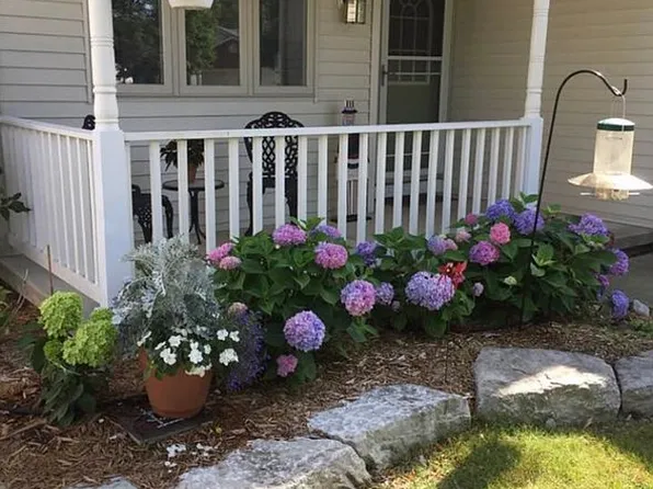 12450 Glasgow Dr, Romeo, MI 48065