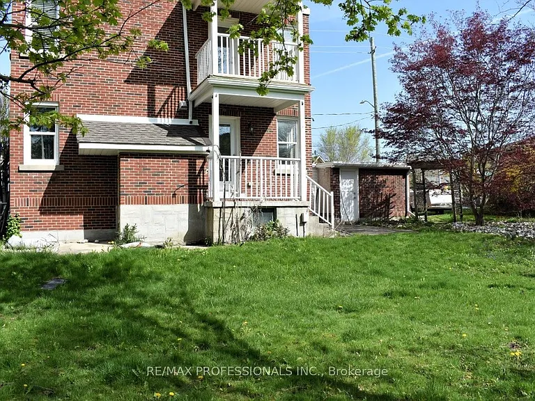 119 Erb St E #A — Photo 14