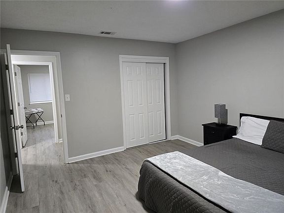 5th image of 145 Ramble Hills Cir