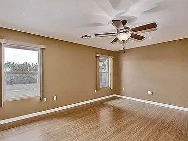 1st image of 18838 N Lakeforest Dr