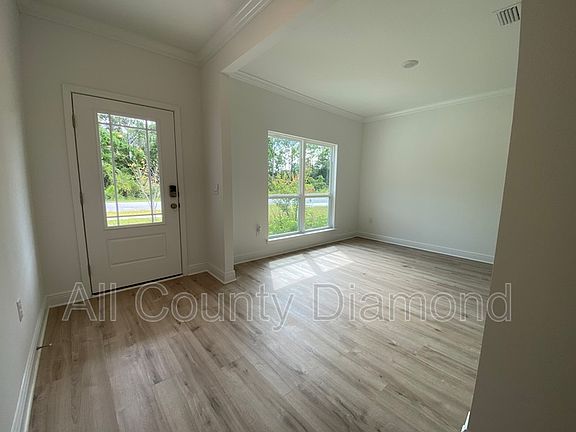 2nd image of 114 Palo Verde Way