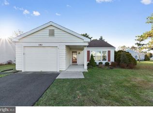 28 Finchley Ct, Southampton, NJ 08088