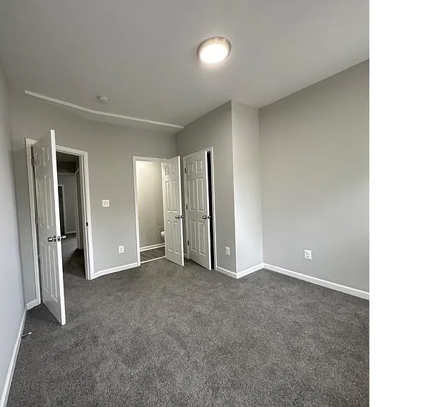 500 N Edgewood St — Photo 9